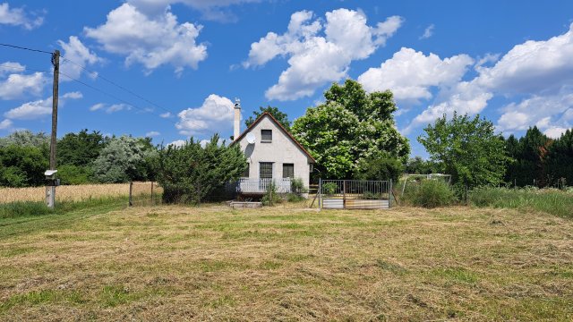 Eladó telek, Gárdonyban 9.8 M Ft / költözzbe.hu