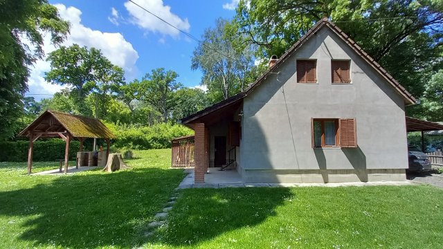 Eladó családi ház, Bogyiszlón 34.9 M Ft, 4 szobás