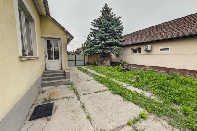 Eladó családi ház, Nagykőrösön 45 M Ft, 4+1 szobás