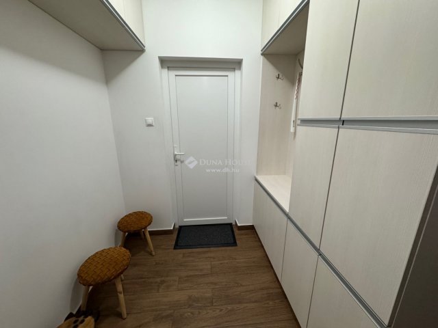 Eladó családi ház, Nyíregyházán 159 M Ft, 4 szobás