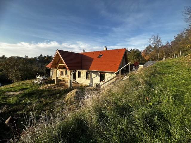 Eladó családi ház, Cserszegtomajon 45 M Ft, 2 szobás