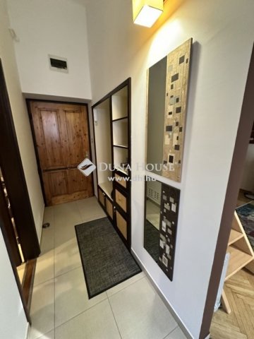 Kiadó téglalakás, albérlet, Pécsett 160 E Ft / hó, 1 szobás