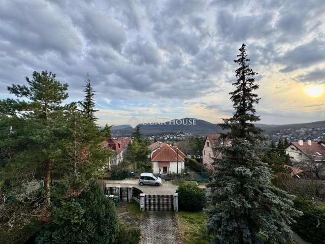 Eladó családi ház, Budapesten, II. kerületben 249 M Ft, 5 szobás