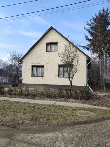 Eladó családi ház, Tokajban 39.9 M Ft, 2 szobás