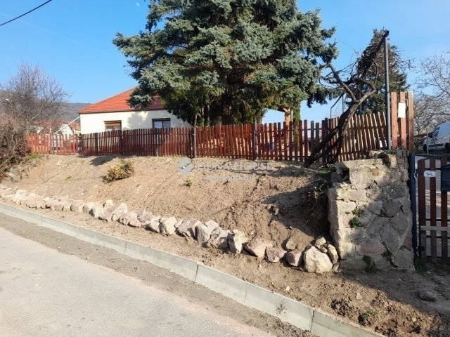 Eladó családi ház, Kővágószőlősön 74.4 M Ft, 5 szobás