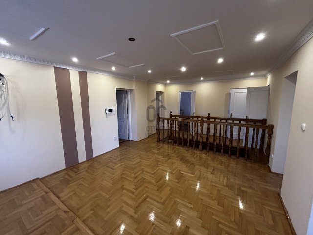 Kiadó családi ház, albérlet, Debrecenben 930 E Ft / hó