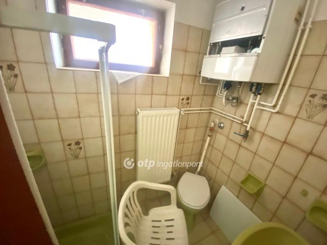 Eladó családi ház, Jánossomorján 39 M Ft, 4 szobás