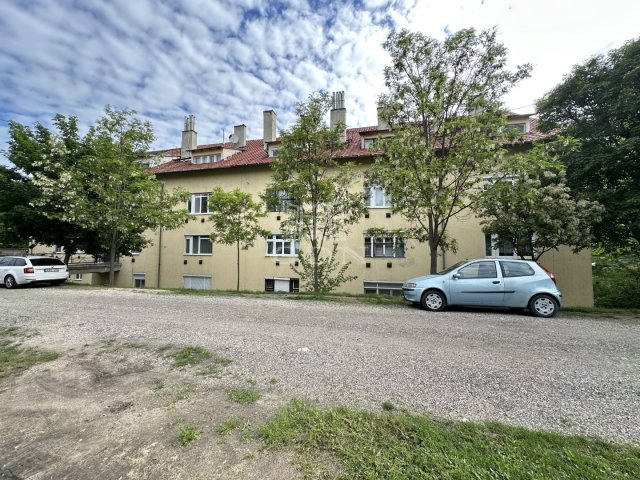 Eladó téglalakás, Székesfehérvárott 36.9 M Ft, 2 szobás
