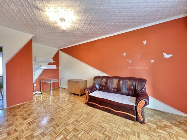 Kiadó téglalakás, albérlet, Kaposváron 140 E Ft / hó, 2 szobás