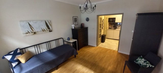 Kiadó téglalakás, albérlet, Pécsett 160 E Ft / hó, 1 szobás