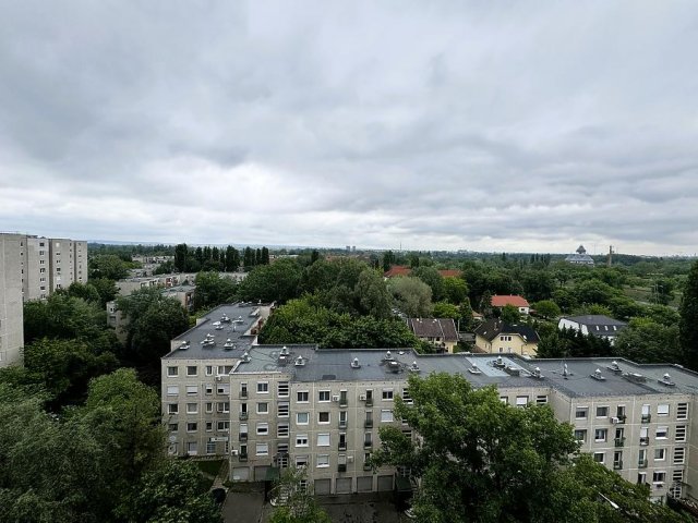 Eladó panellakás, Budapesten, III. kerületben 59.9 M Ft