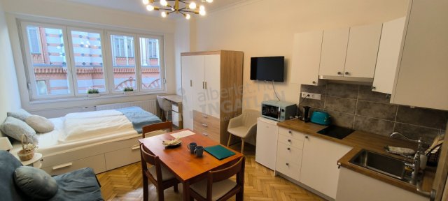Kiadó téglalakás, albérlet, Budapesten, VII. kerületben