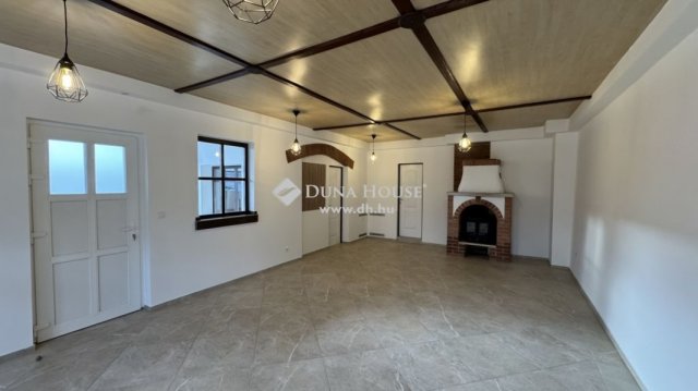 Kiadó téglalakás, albérlet, Budakalászon 250 E Ft / hó