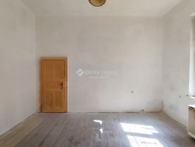 Eladó családi ház, Gyömrőn 39 M Ft, 2 szobás