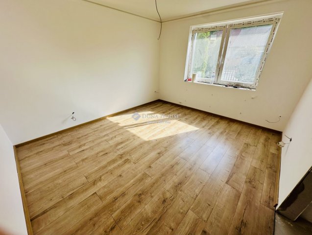 Eladó téglalakás, Nyíregyházán 49.9 M Ft, 3 szobás