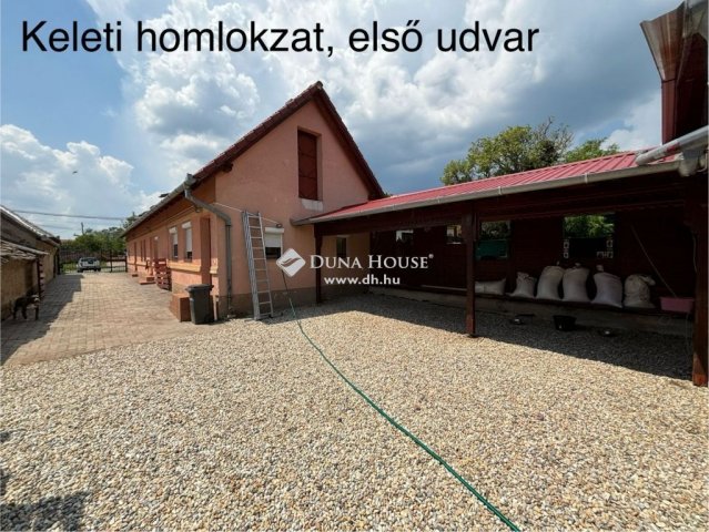 Eladó családi ház, Cserkúton 69 M Ft, 6 szobás