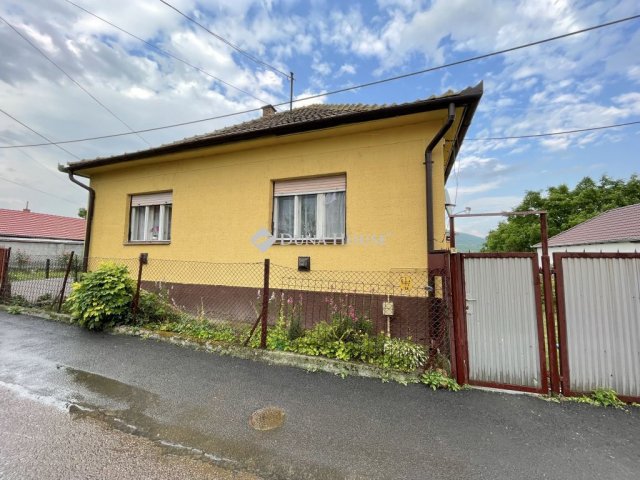 Eladó családi ház, Jobbágyin 18.5 M Ft, 4 szobás