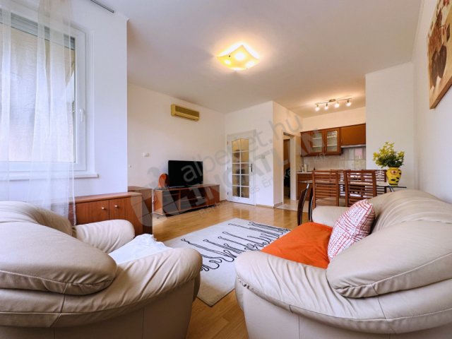 Kiadó téglalakás, albérlet, Budapesten, XI. kerületben