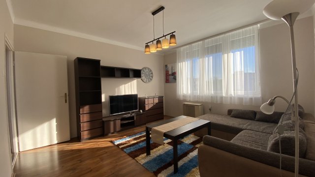 Kiadó téglalakás, albérlet, Debrecenben 240 E Ft / hó, 3 szobás