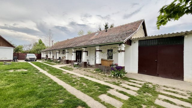 Eladó családi ház, Tatárszentgyörgyön 42.99 M Ft, 4 szobás