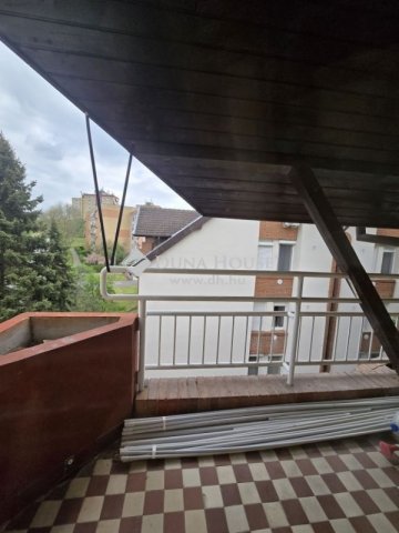 Kiadó téglalakás, albérlet, Pécsett 130 E Ft / hó, 2 szobás