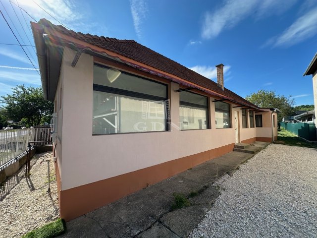 Eladó családi ház, Keszegen 35 M Ft, 3+1 szobás