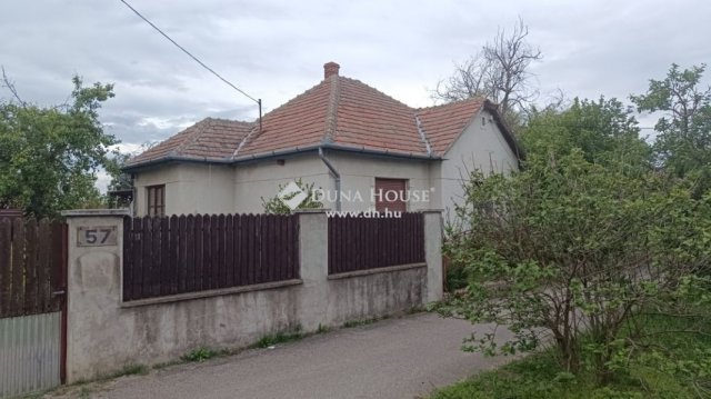 Eladó családi ház, Kókán 34.9 M Ft, 3 szobás