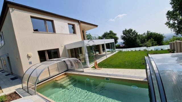 Kiadó ikerház, albérlet, Budapesten, III. kerületben, 5 szobás