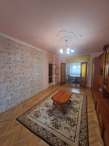 Eladó téglalakás, Debrecenben 88 M Ft, 3 szobás