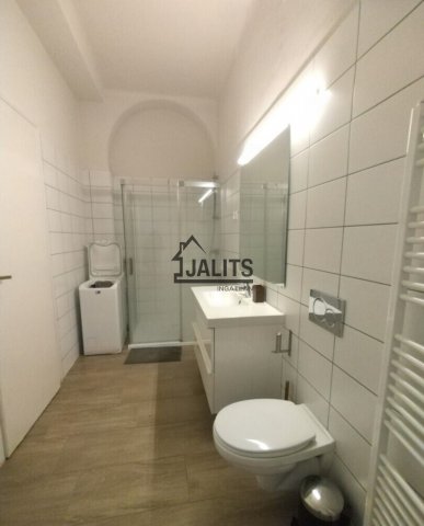 Kiadó téglalakás, albérlet, Budapesten, VII. kerületben
