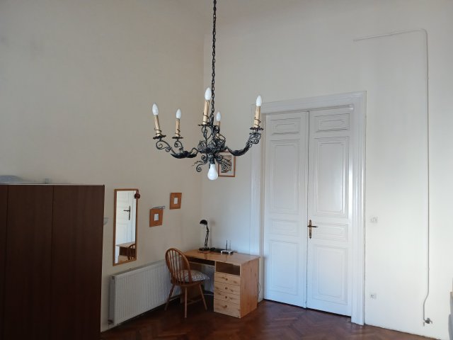Eladó téglalakás, Budapesten, VI. kerületben 95 M Ft, 2 szobás