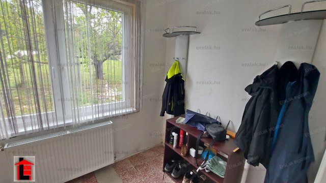 Eladó családi ház, Écsen 44.4 M Ft, 2 szobás