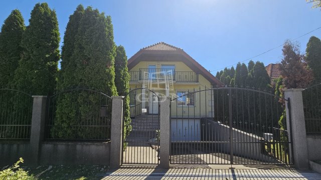 Eladó családi ház, Érden 212 M Ft, 4 szobás