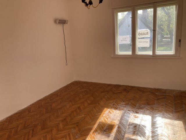 Eladó családi ház, Táskán 17.9 M Ft, 4 szobás