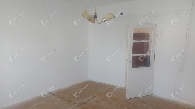 Eladó családi ház, Kaszaperen 6.5 M Ft, 3 szobás