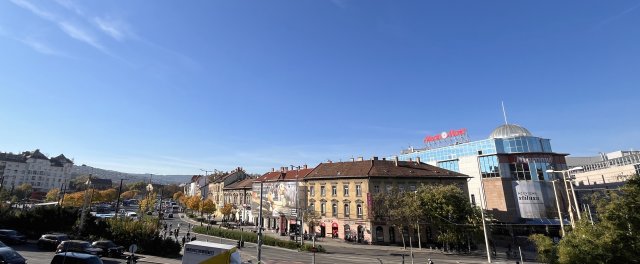 Eladó téglalakás, Budapesten, I. kerületben, Széna téren