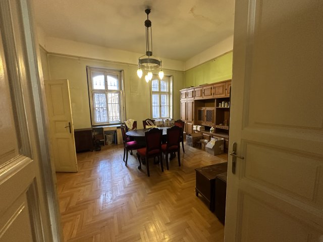 Eladó téglalakás, Budapesten, VIII. kerületben, József körúton