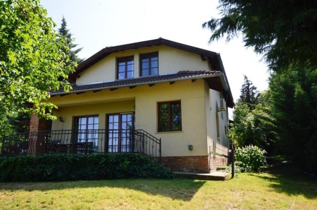 Eladó családi ház, Érden 149.5 M Ft, 5 szobás