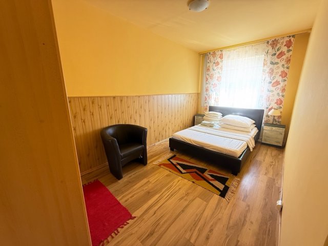 Kiadó panellakás, albérlet, Pakson 150 E Ft / hó, 2 szobás