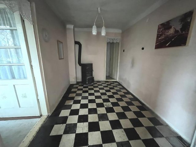 Eladó családi ház, Budapesten, X. kerületben 39.9 M Ft, 3 szobás