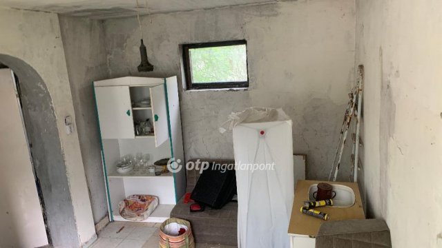 Eladó családi ház, Ráckevén 30 M Ft, 2 szobás