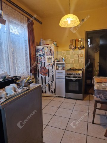 Eladó családi ház, Bábolnán 42 M Ft, 4 szobás
