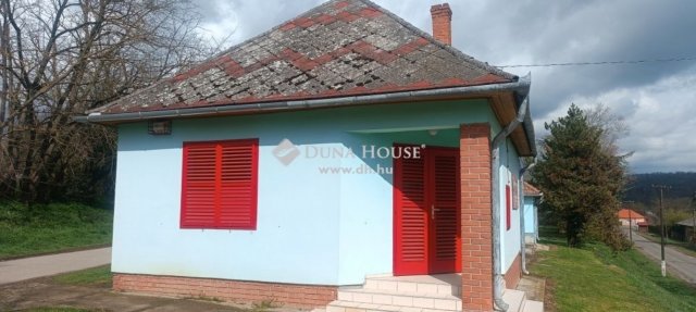 Eladó családi ház, Helesfán 17.999 M Ft, 2 szobás