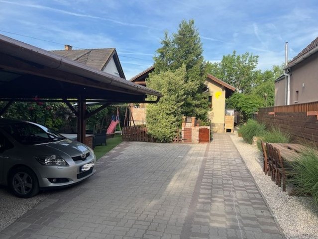 Eladó családi ház, Taksonyon 98 M Ft, 4 szobás