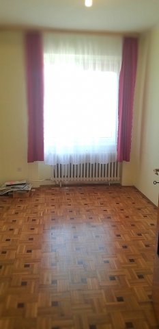 Eladó téglalakás, Sopronban 65 M Ft, 3 szobás