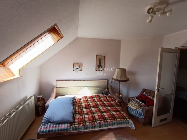 Eladó családi ház, Monoron 65.9 M Ft, 3 szobás