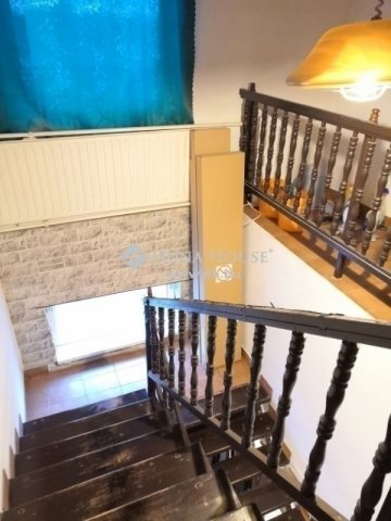 Eladó családi ház, Dunaharasztin 109 M Ft, 6 szobás
