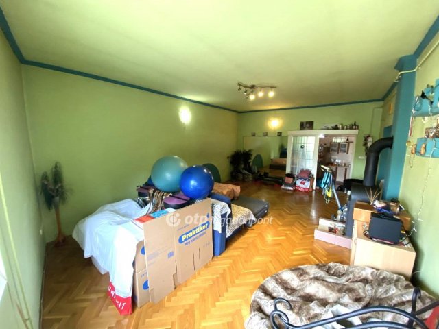 Eladó családi ház, Budapesten, XV. kerületben 130 M Ft