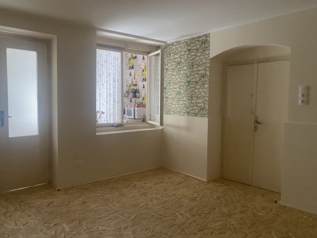 Eladó családi ház, Kunszentmiklóson 20.1 M Ft, 5 szobás