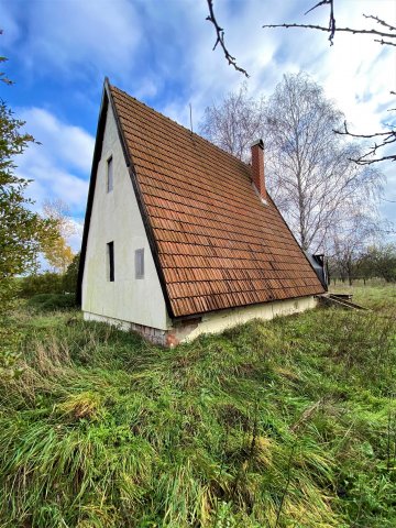 Eladó nyaraló, Gyulán 7.5 M Ft, 3 szobás / költözzbe.hu